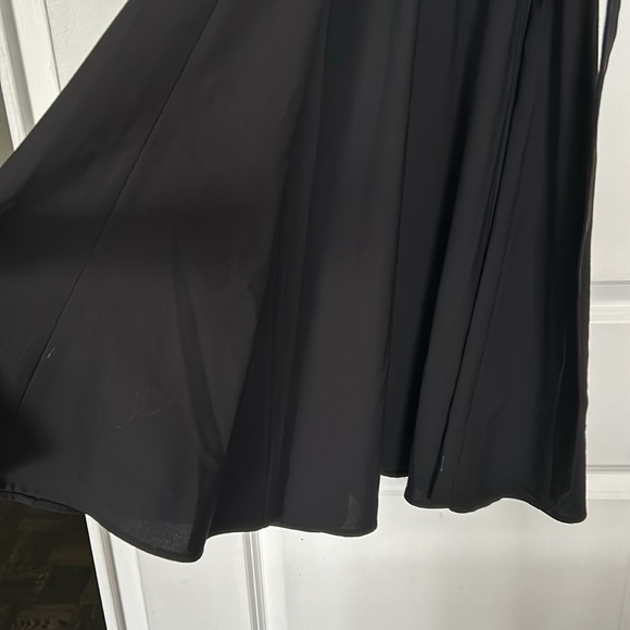 Theory Sleeveless V neck Flared Black Midi Dress with Buckle belt Size 2 - Picture 5 of 8